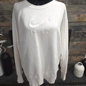 Nike White Crewneck Sweatshirt